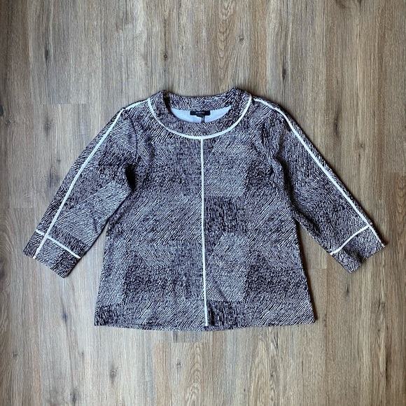 Alfani Tops - Alfani CrewNeck Texture Top